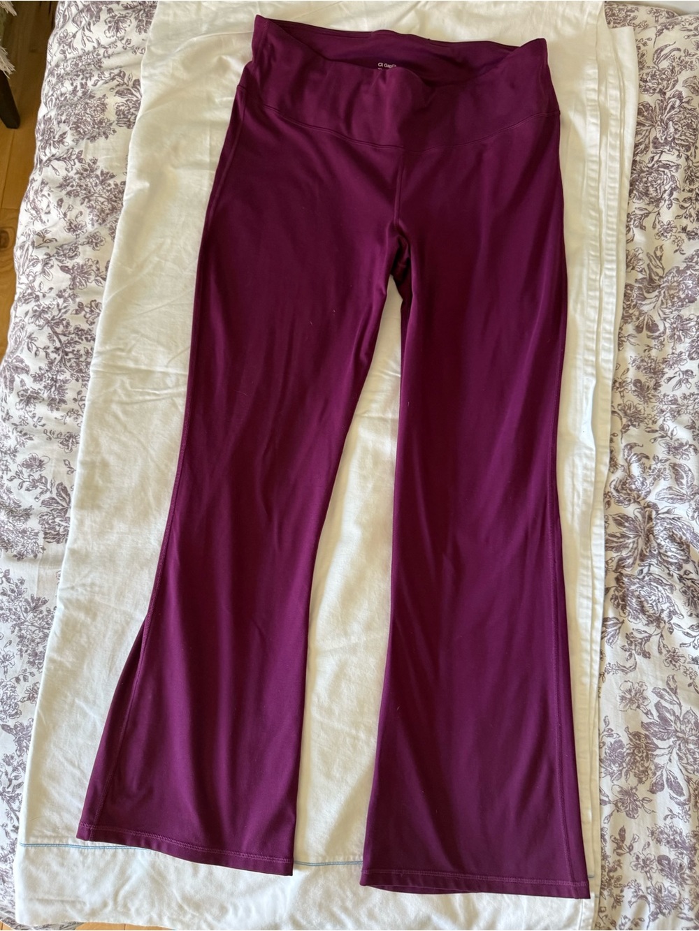 GAPFit XL Deep Magenta Active Leggings
